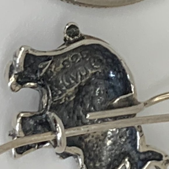 925 Sterling Vintage French Wire Elephant Earrings - Picture 4 of 4